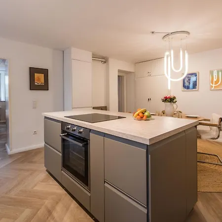 Modernes Design-apartment Mit Grosser Kueche In Augsburger Altstadt Kapuzinergasse Augusta