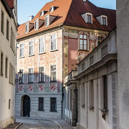 Appartement Modernes Design-apartment Mit Grosser Kueche In Augsburger Altstadt Kapuzinergasse