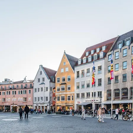 Modernes Design-apartment Mit Grosser Kueche In Augsburger Altstadt Kapuzinergasse Augusta