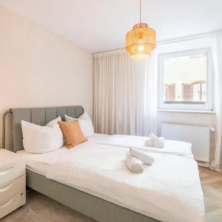 Modernes Design-apartment Mit Grosser Kueche In Augsburger Altstadt Kapuzinergasse Augsburg