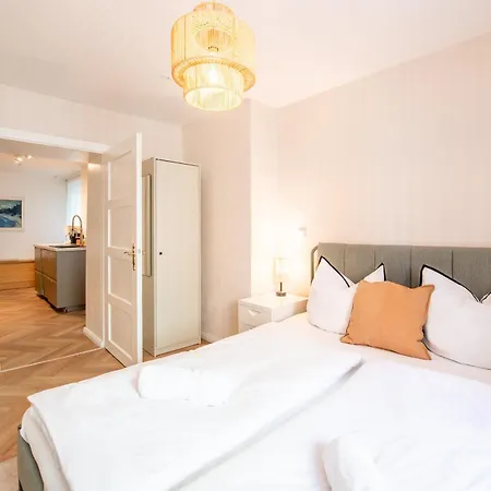 Appartement Modernes Design-apartment Mit Grosser Kueche In Augsburger Altstadt Kapuzinergasse Augsburg
